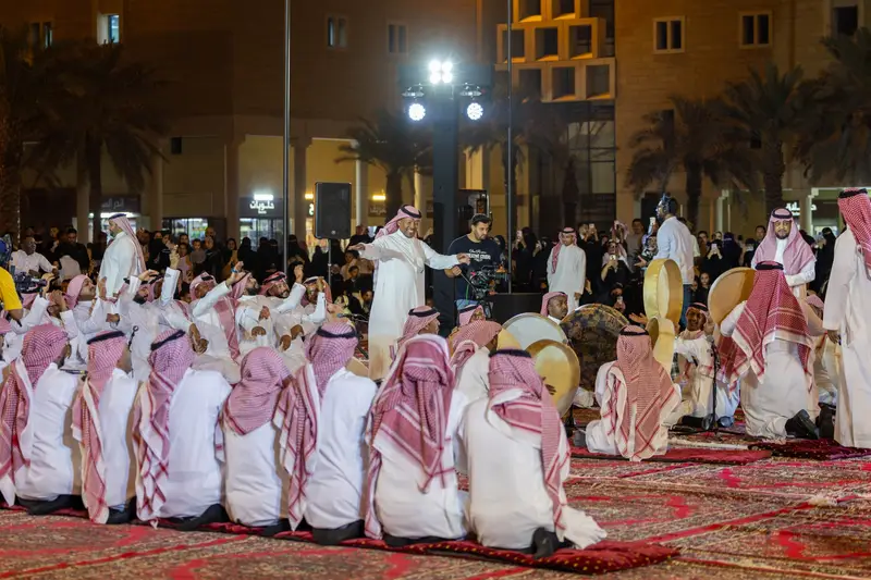 60 مؤديًا يحيون تراث السامر في قصر الحكم