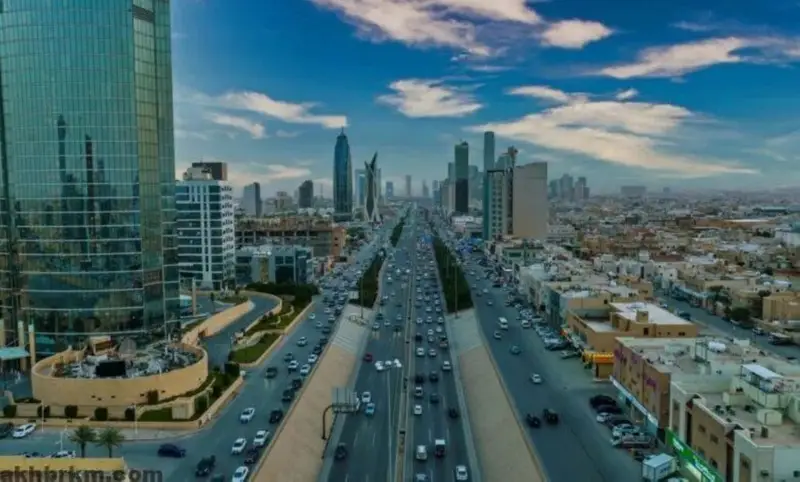 بدء إجراءات نزع ملكية عقارات متعارضة مع مشاريع الطرق بالرياض