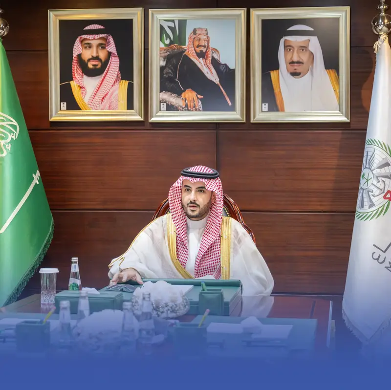 وزير الدفاع يشيد ببطولة القوات المسلحة في التصدي لعدوان إيران