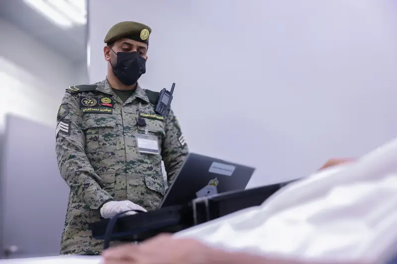 الجوازات: فِرَقًا للتعرف على هُوِيّات المنومين والتائهين بالحج