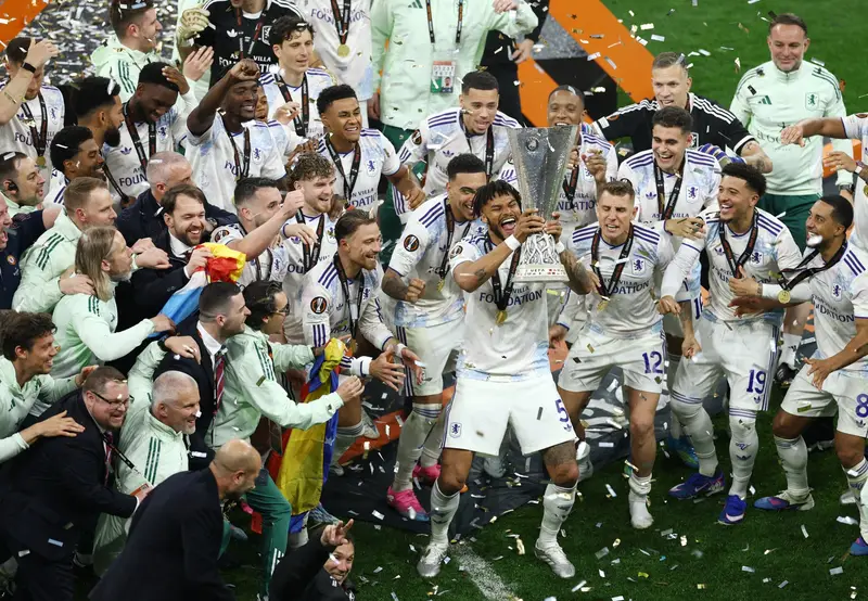 أستون فيلا يُتوَّج بلقب الدوري الأوروبي