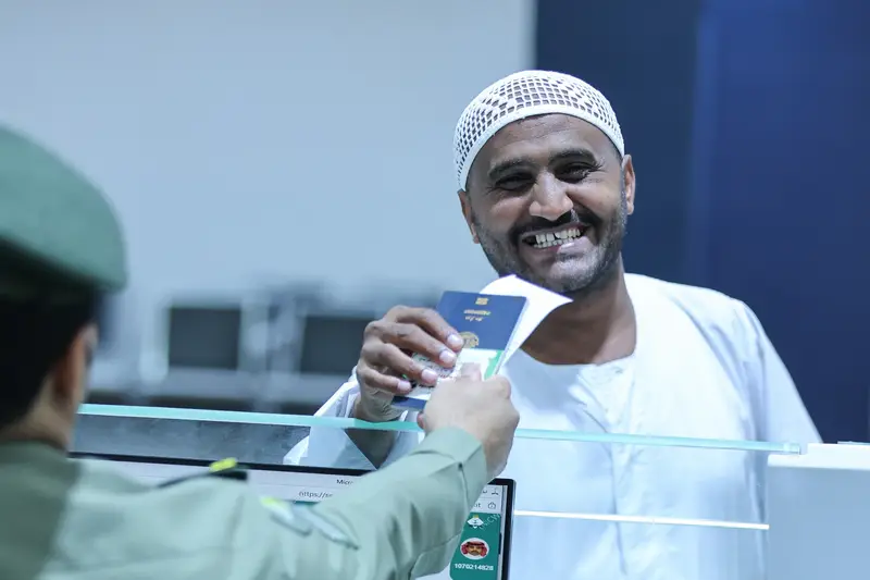 جوازات ميناء جدة تودّع أولى رحلات الحجاج