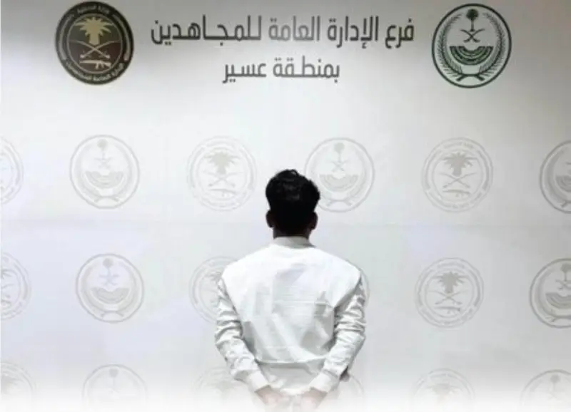 ضبط مقيم لنقله 7 مخالفين لنظام الحدود