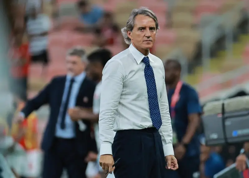أسطورة إيطاليا يهاجم فكرة عودة مانشيني للمنتخب