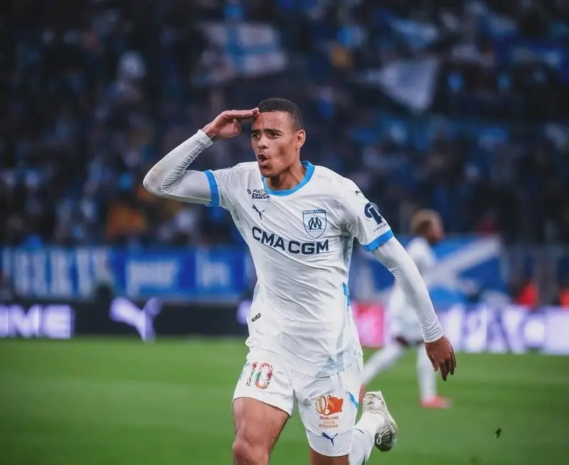 الهلال يقترب من ضم غرينوود