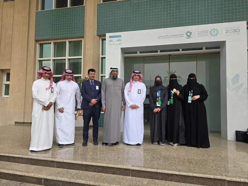 ابتكارات طلاب الرياض تتألّق في RoboRAVE