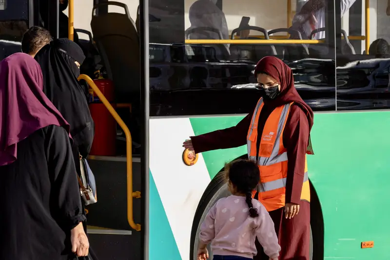 مليونا مستفيد من حافلات المدينة في 20 يوماً