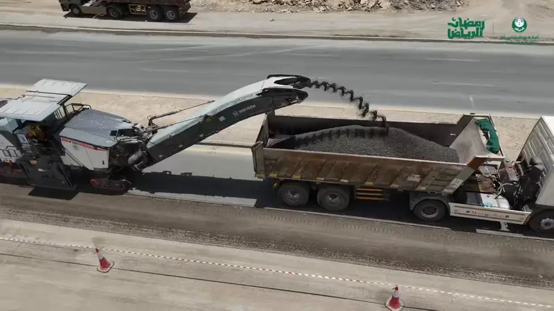 تطوير شامل لطريق أبها بطول 2 كم شمال الرياض