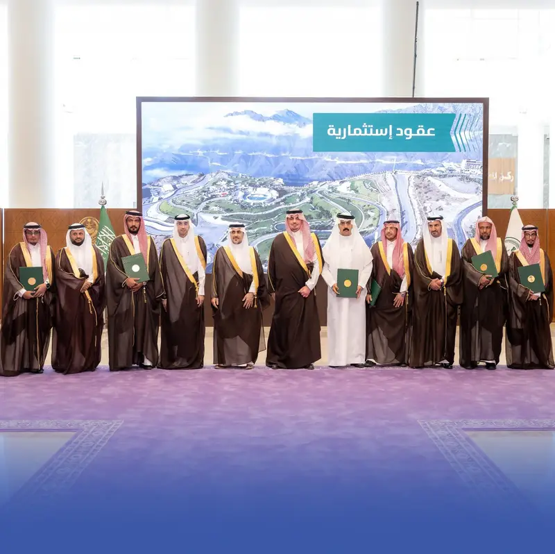 5 عقود لمشروعات الدواجن والتشجير والاستزراع السمكي في الباحة