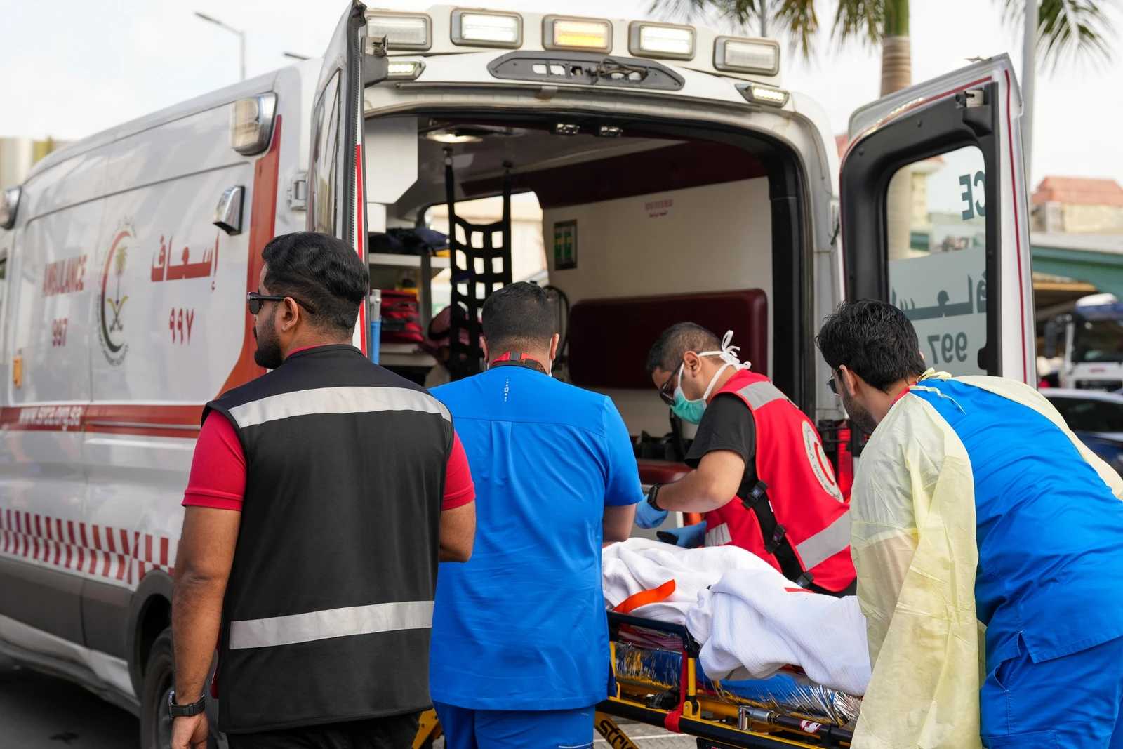 45 مليونًا مداخيل الهلال الأحمر من نقل مستفيدي التأمين