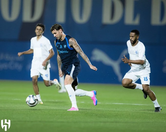 الهلال يعلن طرح تذاكر مباراته أمام الفيصلي في روشن