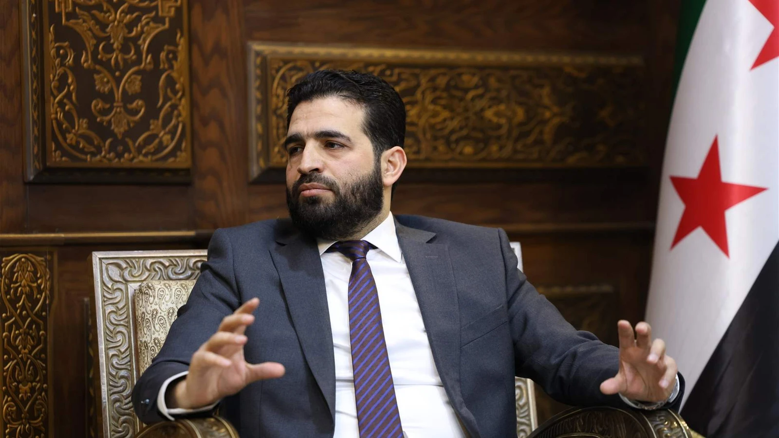  وزير الداخلية السوري أنس خطاب