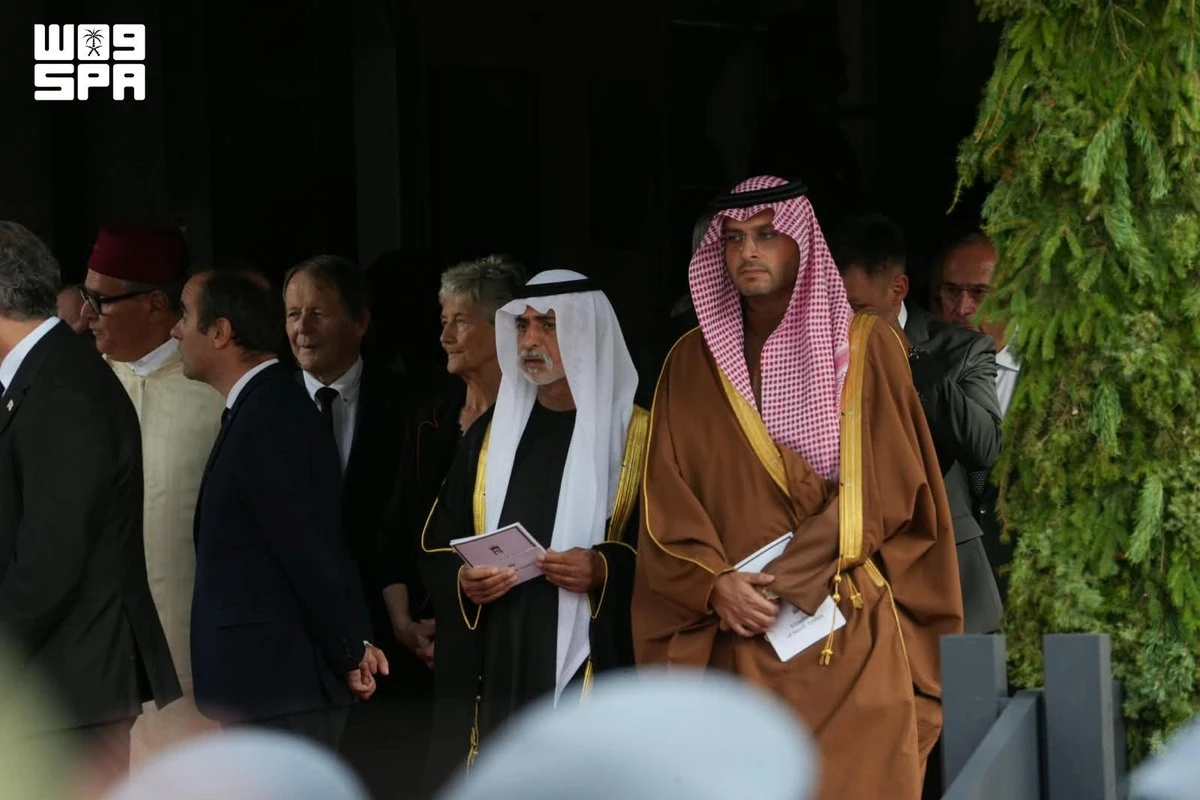 الأمير تركي بن محمد يشارك في مراسم تشييع الملك هارالد الخامس