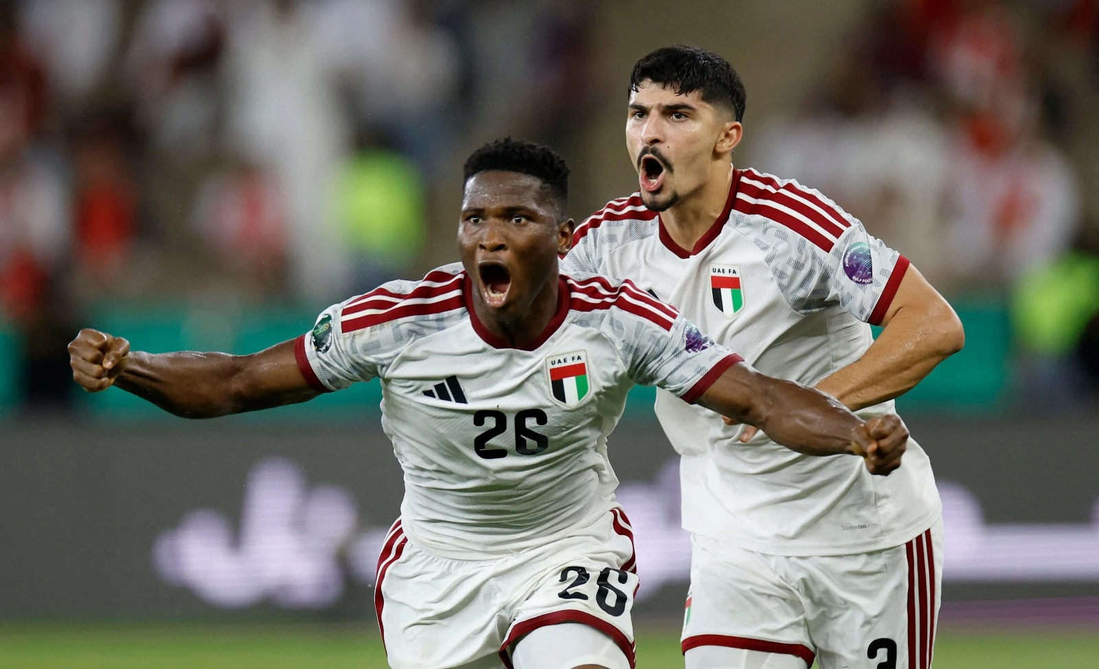 الإمارات تضرب موعدًا مع الأخضر في نهائي خليجي 27