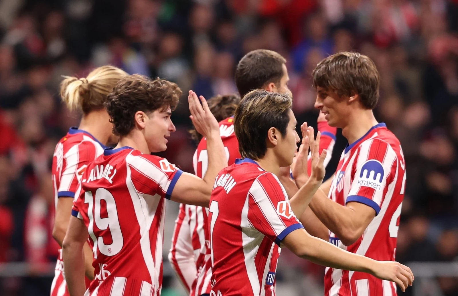 أتلتيكو يواصل الضغط على برشلونة بفوز جديد على ديبورتيفو