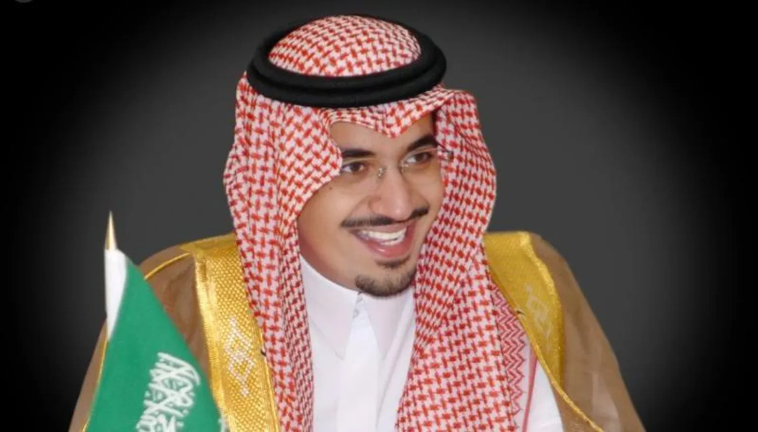 الأمير نواف بن فيصل يهنئ الأخضر بعد التتويج بخليجي 27