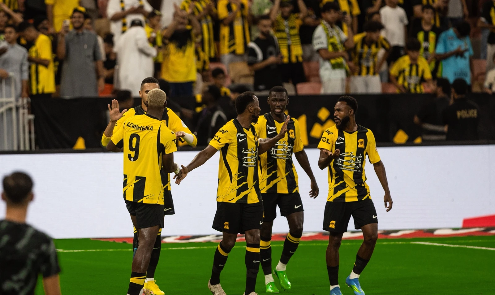 رباعي الاتحاد يقترب من الغياب أمام الفيصلي 