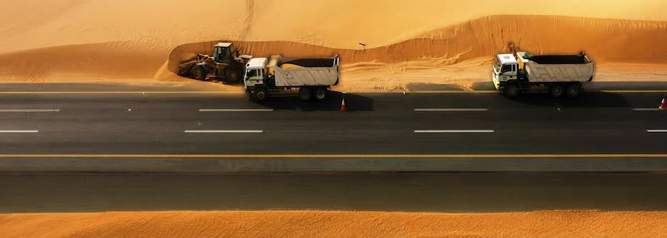 "هيئة الطرق" تُزيل 48.4 مليون م 3 من الرمال عن حرم الطريق