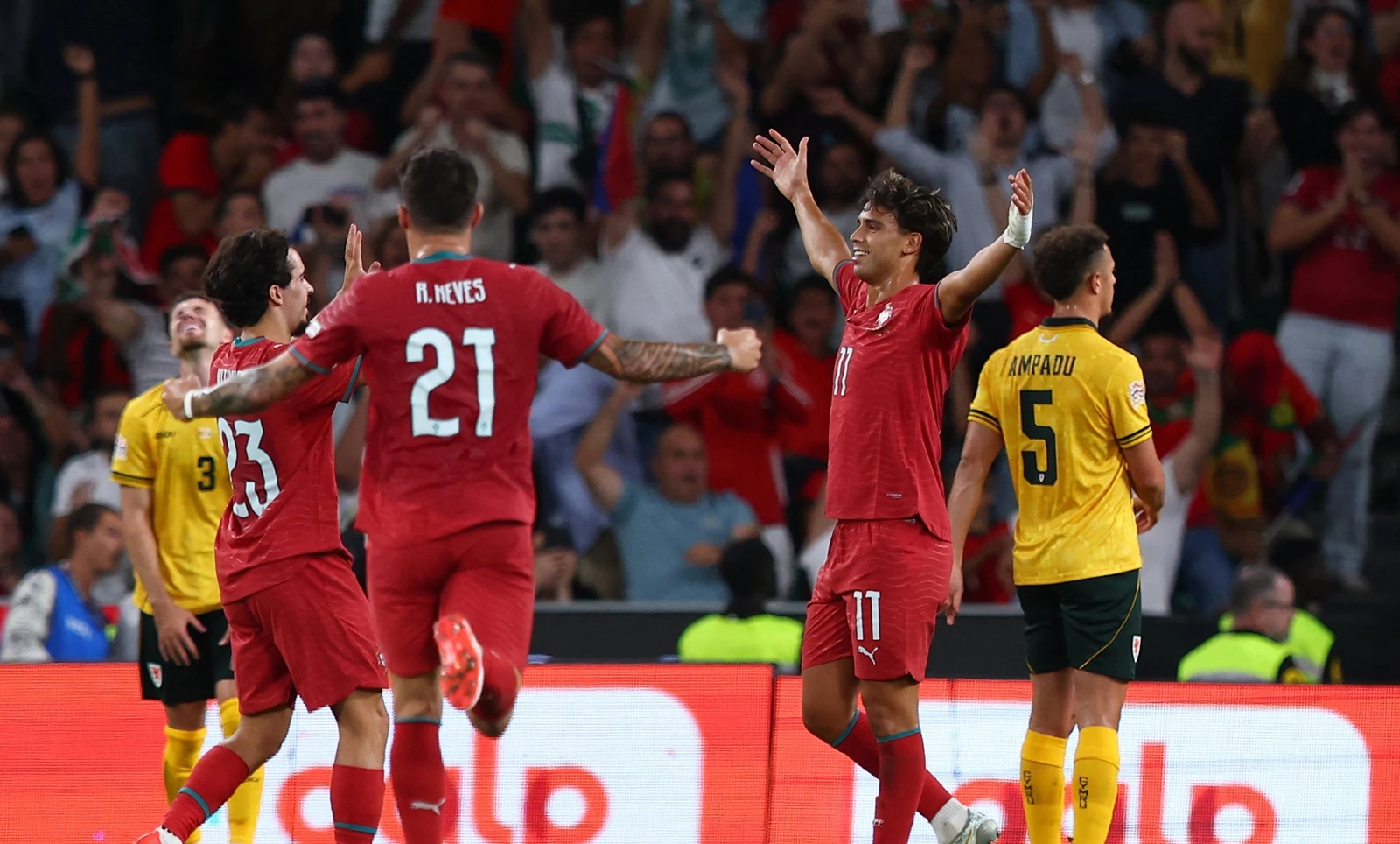 ثلاثي روشن يقود البرتغال للفوز على ويلز بدوري الأمم
