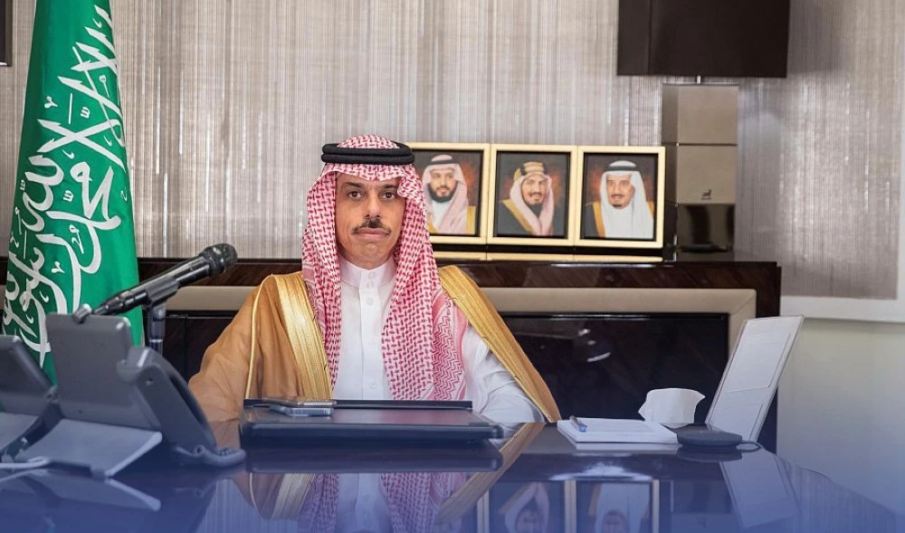 وزير الخارجية يبحث مع نظيره الكويتي تطورات الأوضاع في المنطقة