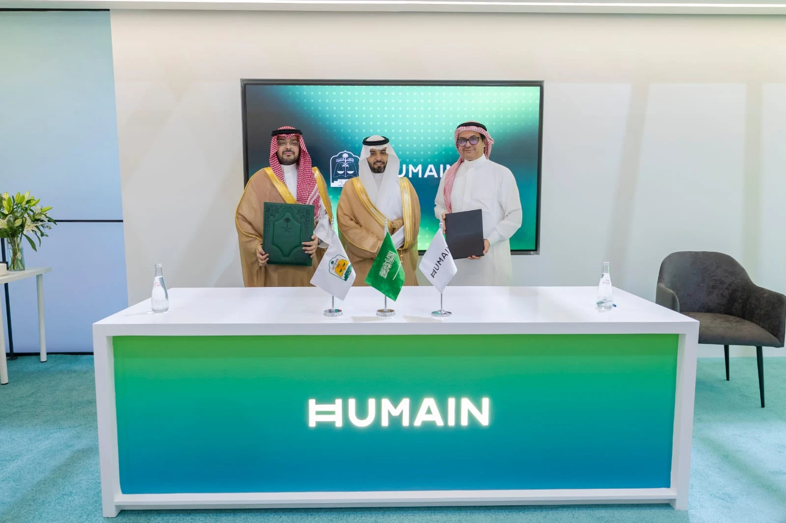 "العدل" توقع عقدًا لتوظيف الذكاء الاصطناعي في تطوير الخدمات العدلية