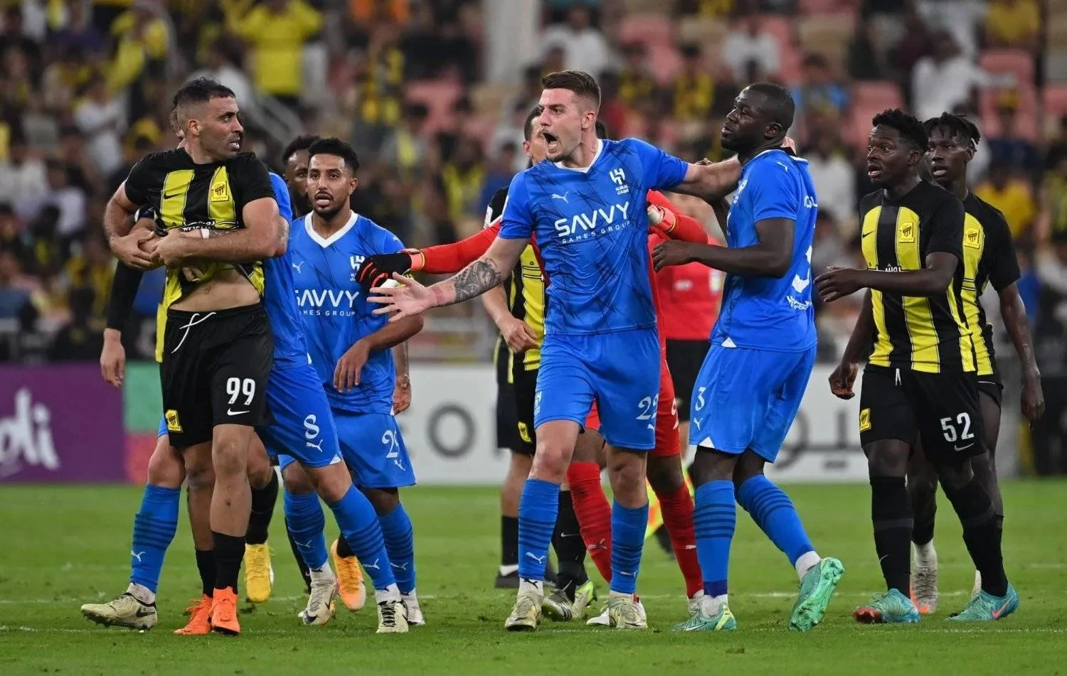 بطاقة حمراء منذ عامين وراء الغياب الآسيوي لحمدالله عن التعاون
