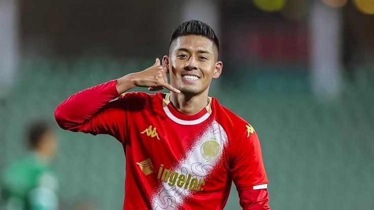 الرياض يفاوض البوليفي راميرو فاكا