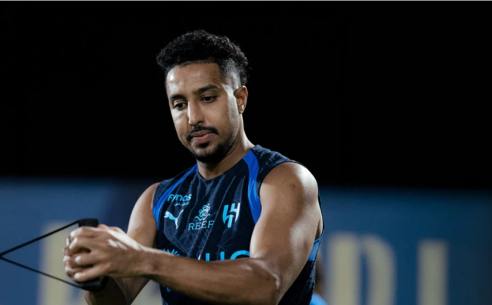 الدوسري يبدأ رحلة العودة لكأس آسيا من كلاسيكو الهلال والاتحاد 