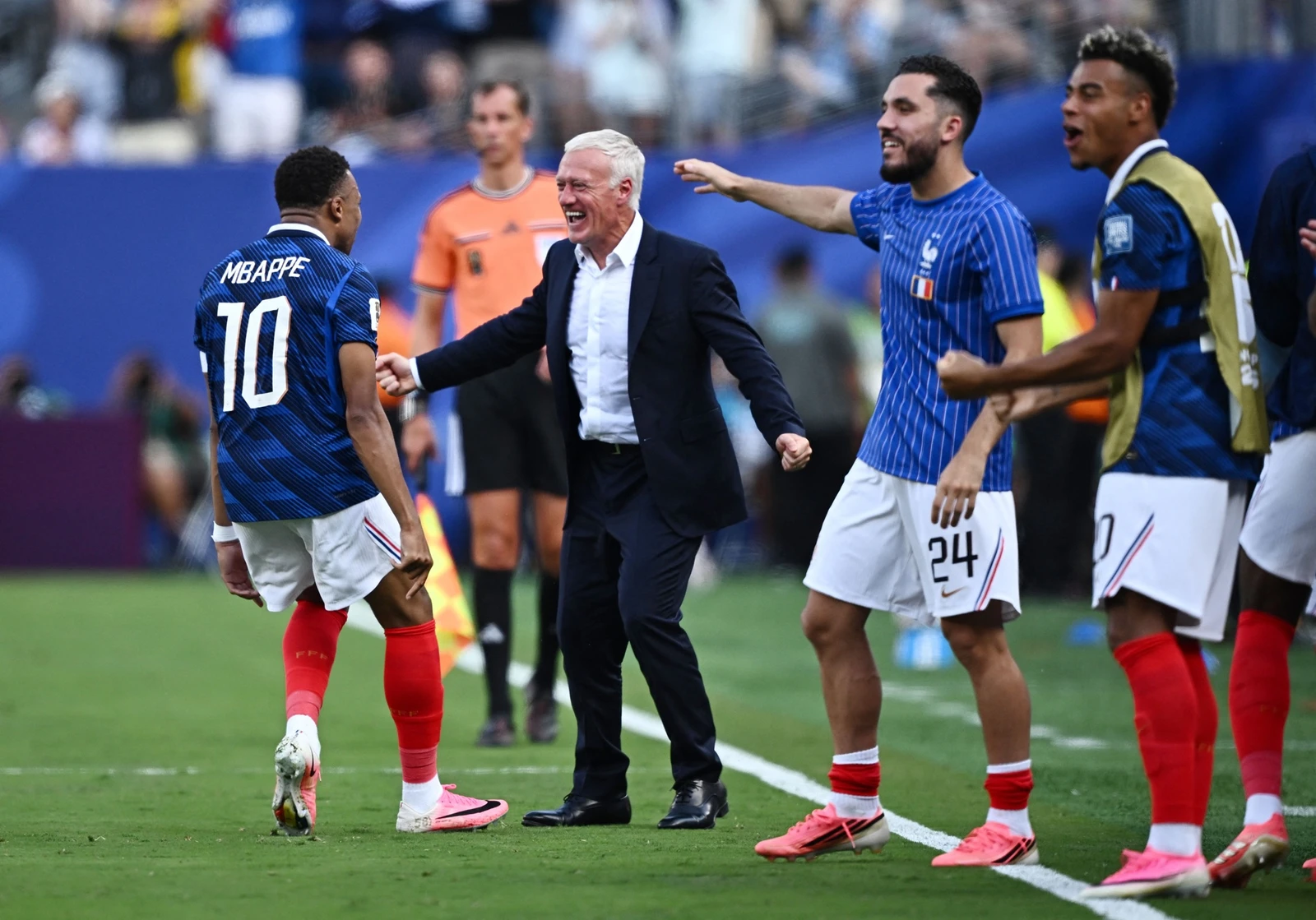 مبابي وديشان في انسجام تام بكأس العالم