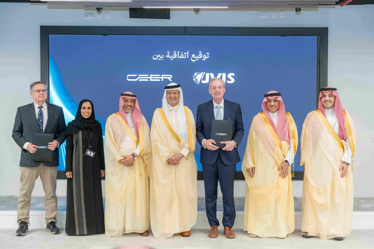 "سير" تحتفي بخريجي مسار «واعد»