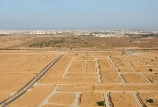 تسعى الوزارة لتنظيم السوق العقارية وتحفيز التطوير داخل المدن