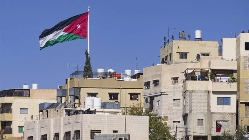 الجيش الأردني يعترض أربعة صواريخ قادمة من إيران