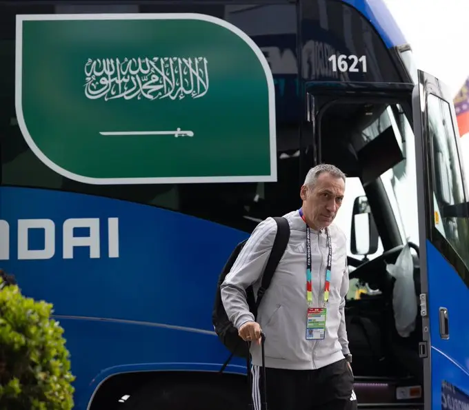 بـ 5 مدافعين.. الأخضر يواجه إسبانيا