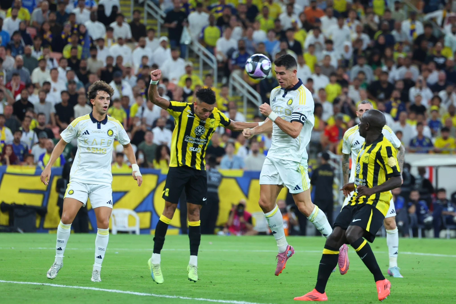 الاتحاد يسعى لفك عقدة الموسم الماضي أمام النصر