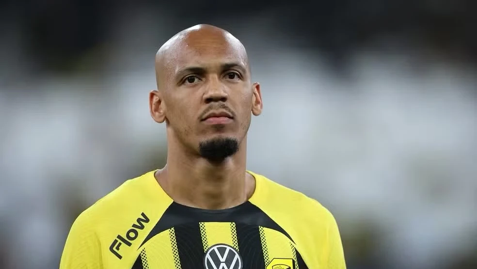 بعد مغادرة الاتحاد.. فابينيو يعود لمزاملة صلاح