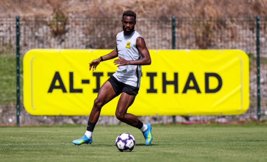 رسميًا.. الاتحاد يعلن إصابة الشنقيطي في جدار البطن
