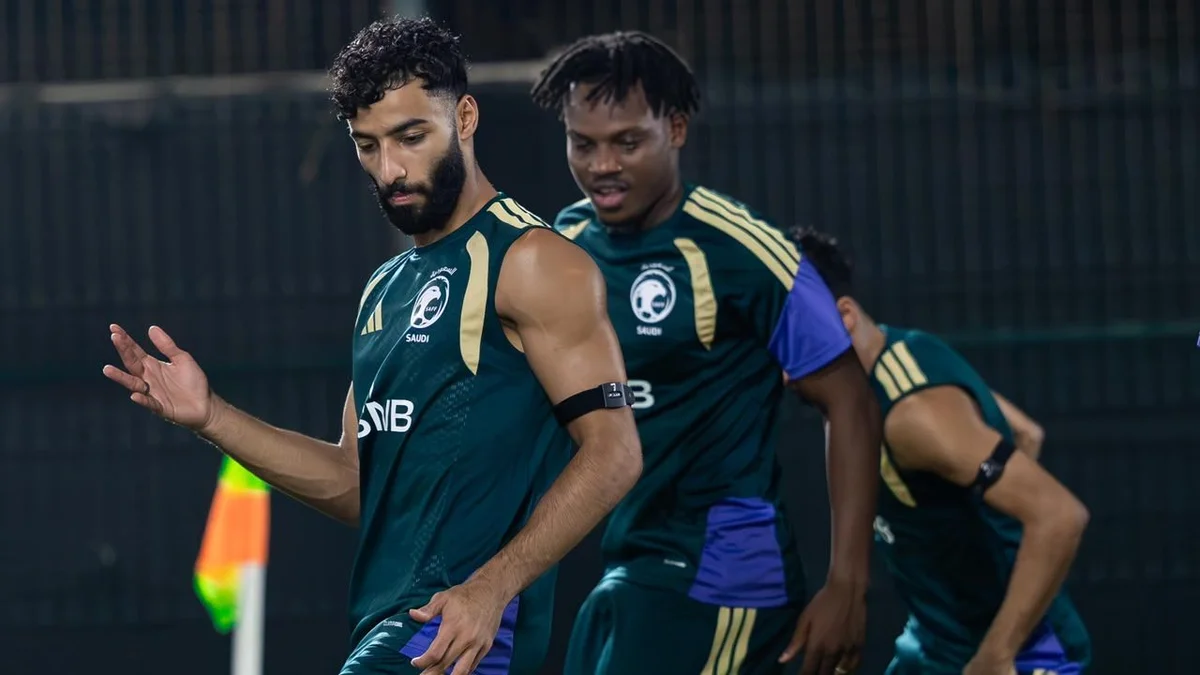 الأخضر يواصل تحضيراته لمواجهة الكويت في افتتاح خليجي 27