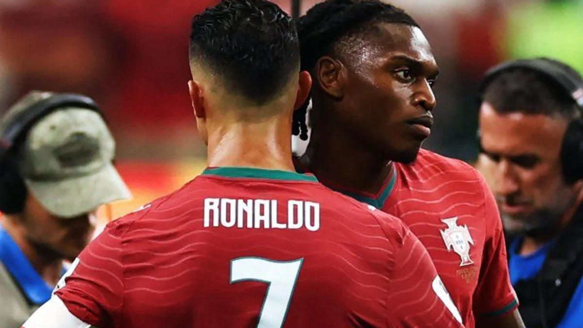 بعد أزمة رونالدو.. لياو يرتدي القميص رقم 7 مع البرتغال