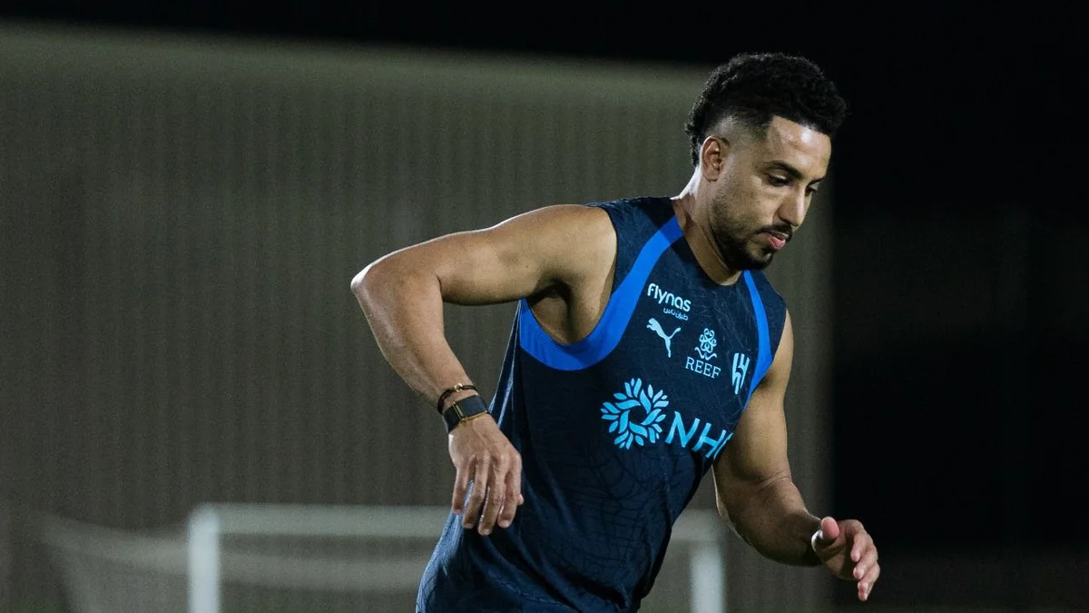 سالم الدوسري يعود لتدريبات الهلال الجماعية