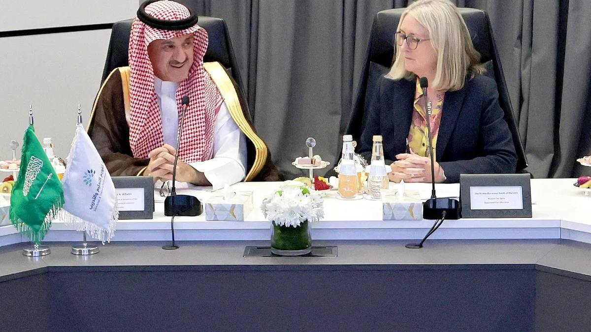 وزيرة بريطانية تشيد بالنموذج السعودي في التعليم والتدريب