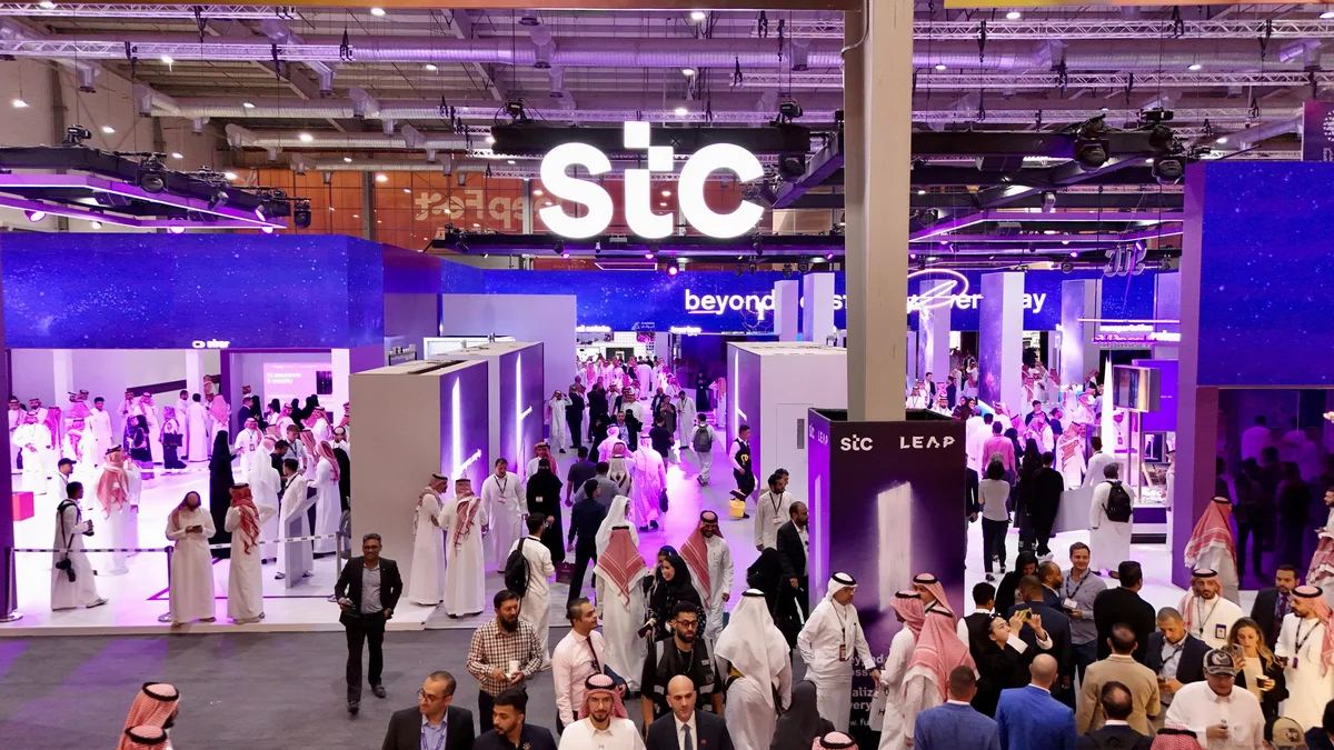 مجموعة stc تطلق تقنية جديدة لمواقع شبكات الجيل الخامس المتقدمة بصافي انبعاثات كربونية صفري