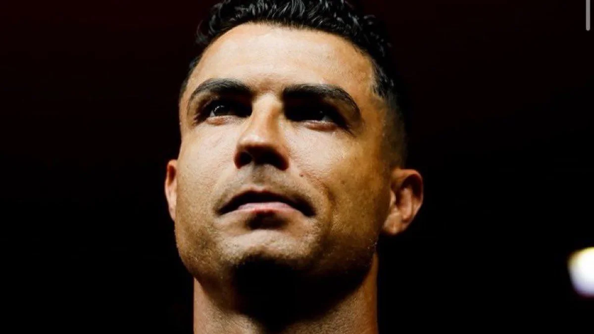 رونالدو يعلن أسباب مغادرة منتخب البرتغال.. ويكشف تفاصيل قراره لاحقًا