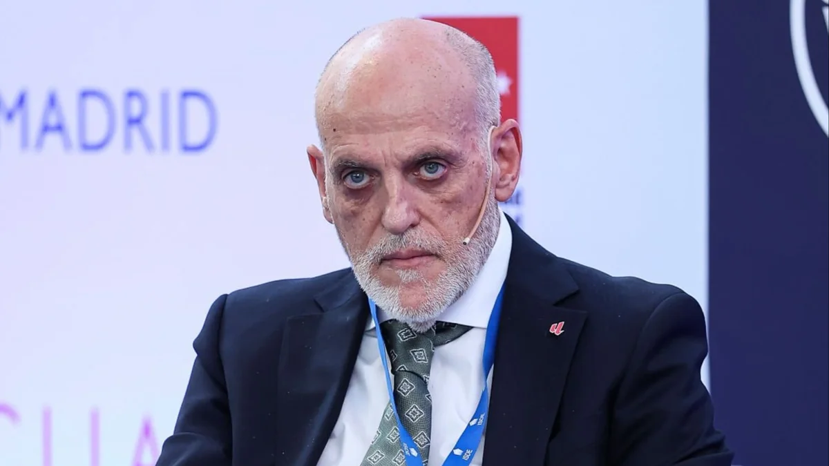 رئيس "الليجا" يهاجم ريال مدريد بعد بيانه بشأن خطة فيفا