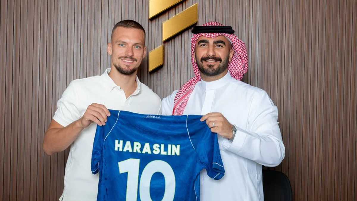 رسميًا..الفتح يعلن تعاقده مع هراسلين حتى 2029