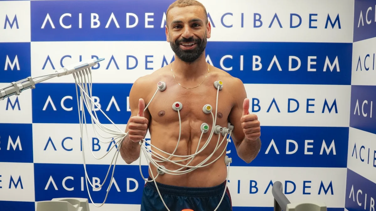 محمد صلاح يجتاز الفحص الطبي تمهيدًا لانضمامه إلى طرابزون