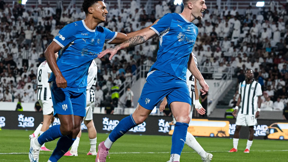 ميركاتو "أزرق" للتاريخ.. هل يستعيد الهلال المجد الغائب؟