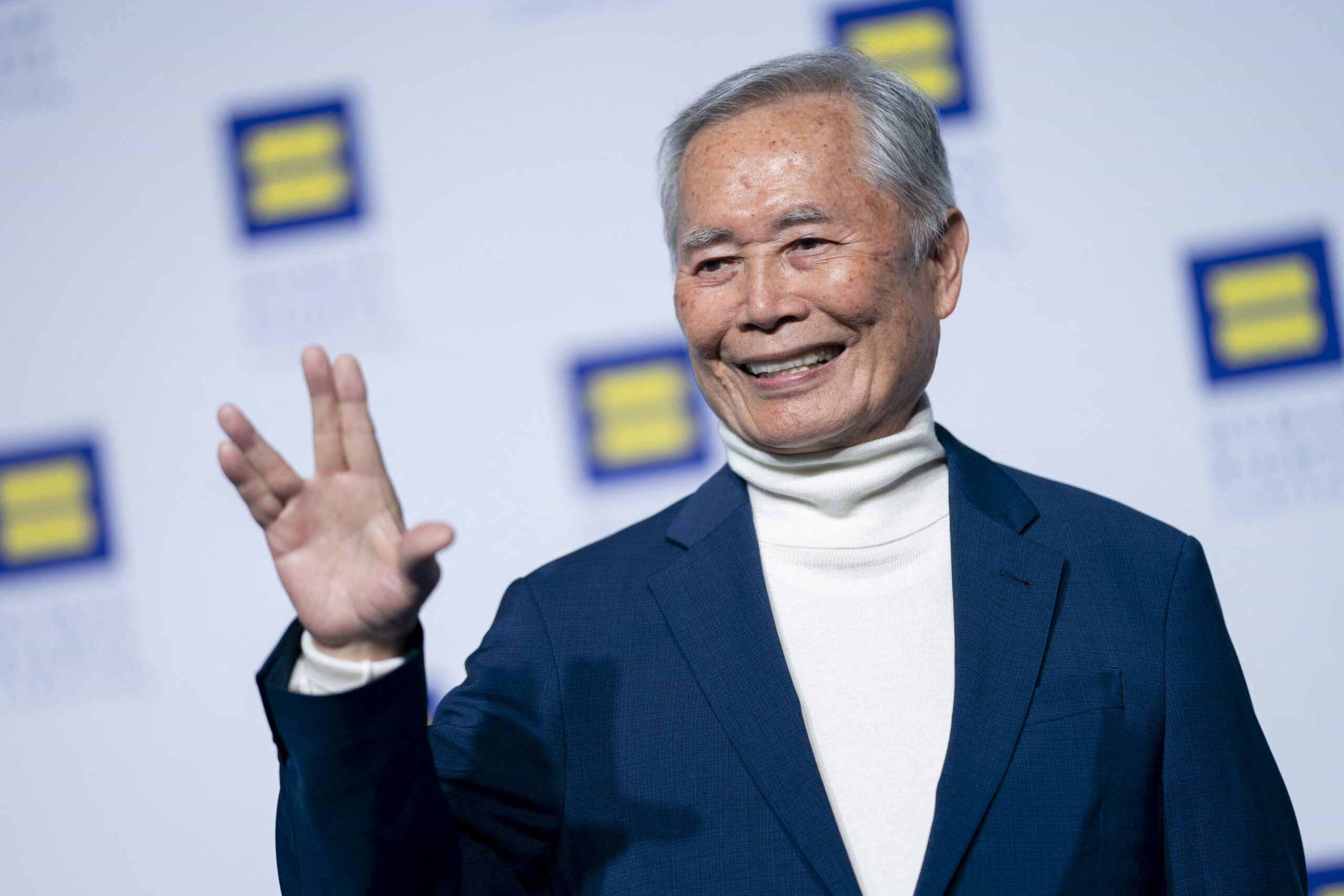 スター・トレック』のジョージ・タケイ、日系アメリカ人の物語を語り続ける