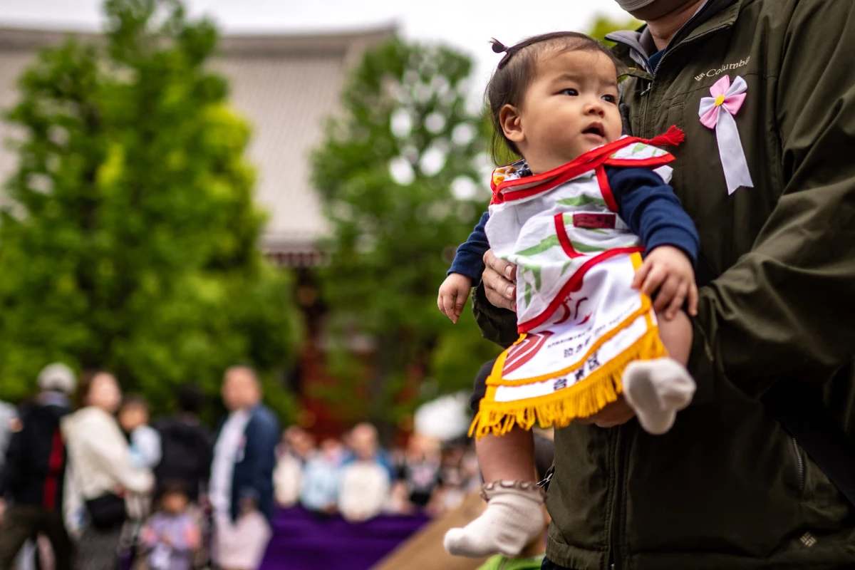 制度は、生後6カ月~2歳の未就園児が対象。未就園児を育てる親の孤立を防いだり、他の園児らとの触れ合いを通じて子どもの成長を促したりする狙いがある。(AFP)