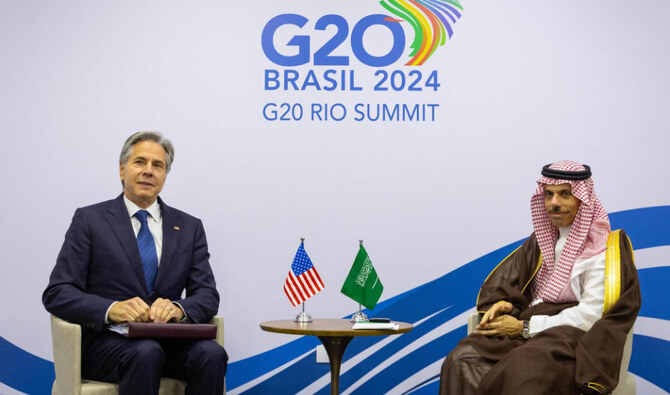 サウジ外相がブラジルで米国務長官と会談