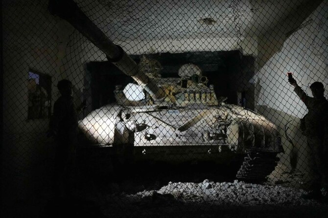 親イランの民兵がイラクからシリアに入り、低迷するシリア軍を支援する